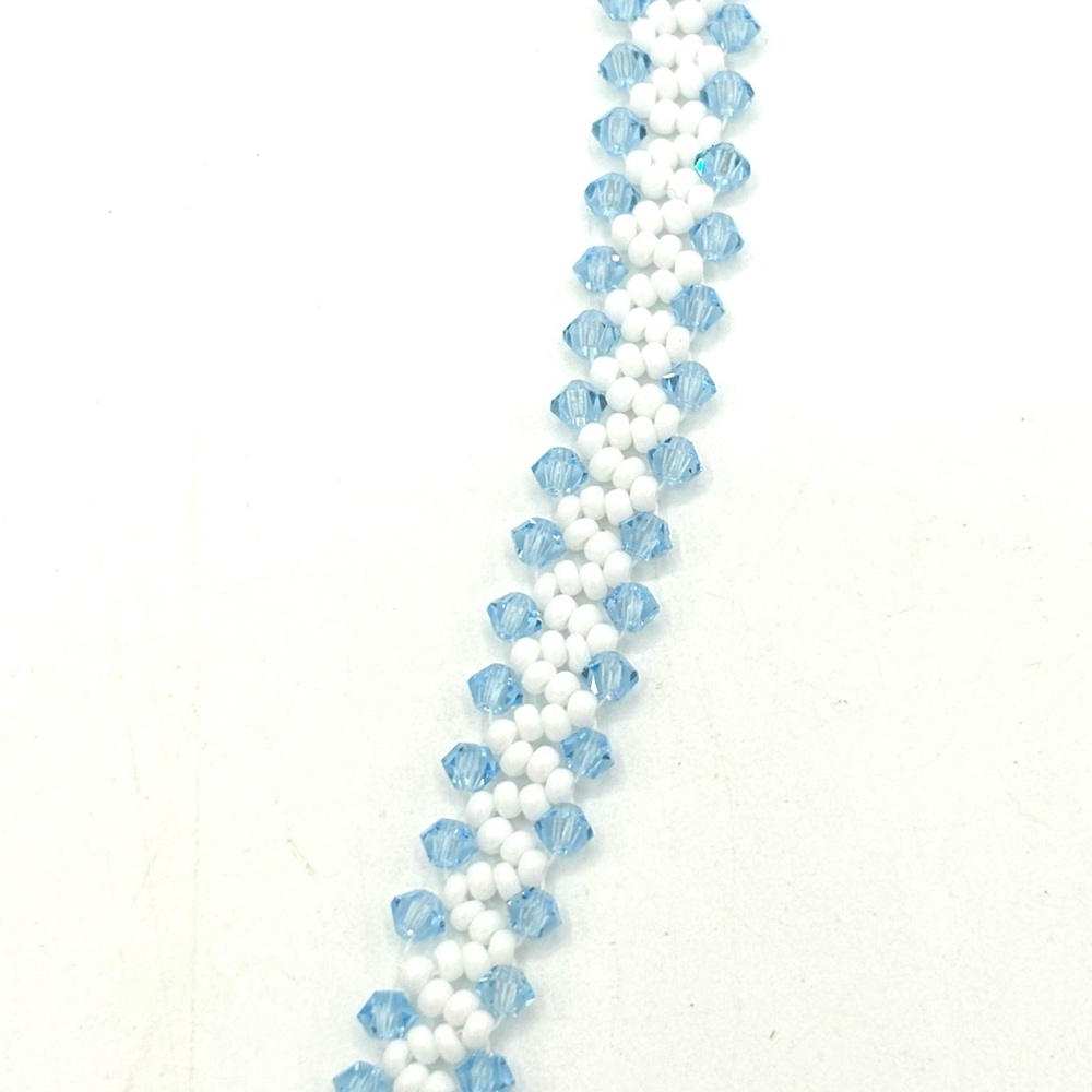 HAND CRAFTED Ice Blue Crystal Beaded Necklace - Picture 7 of 10